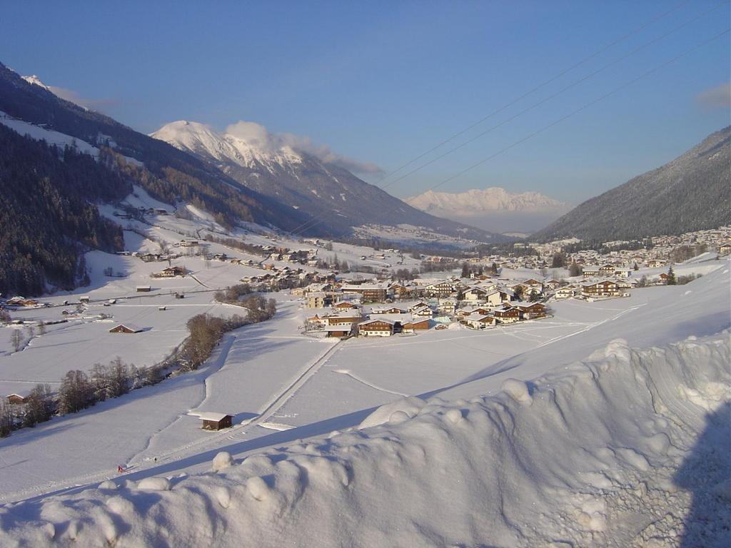 Apartament Haus Harbauer Neustift im Stubaital Zewnętrze zdjęcie